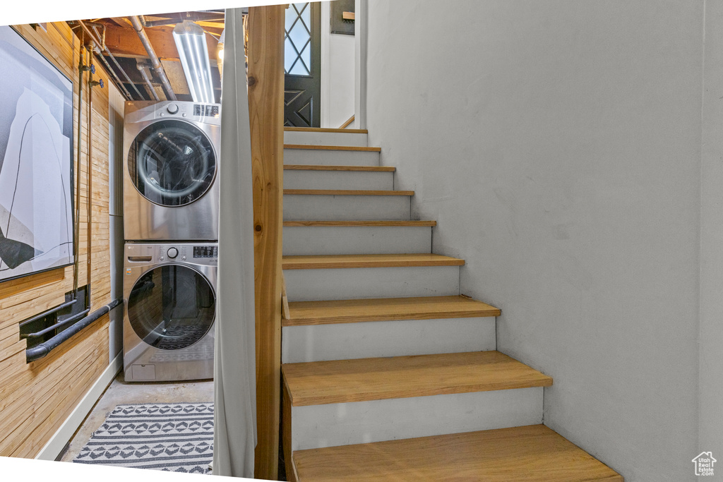 Laundry room with stacked washer / dryer