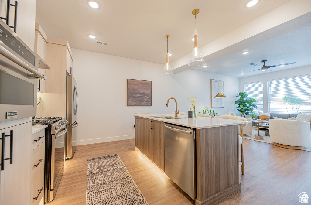 4337 W 5430 S #D Roy, UT 84067