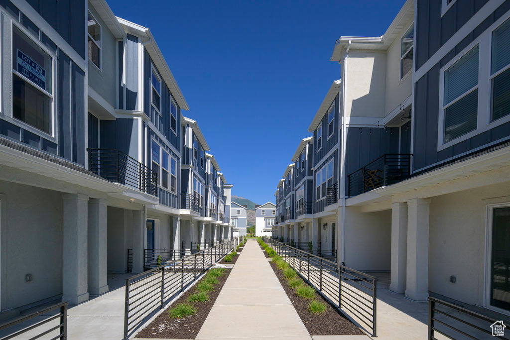 View of home\'s community featuring a residential view