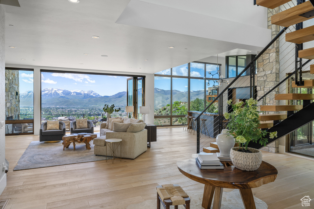 1373 EXPLORER PEAK DR Heber City, UT 84032