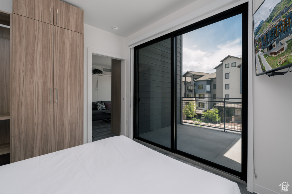 Bedroom with access to outside