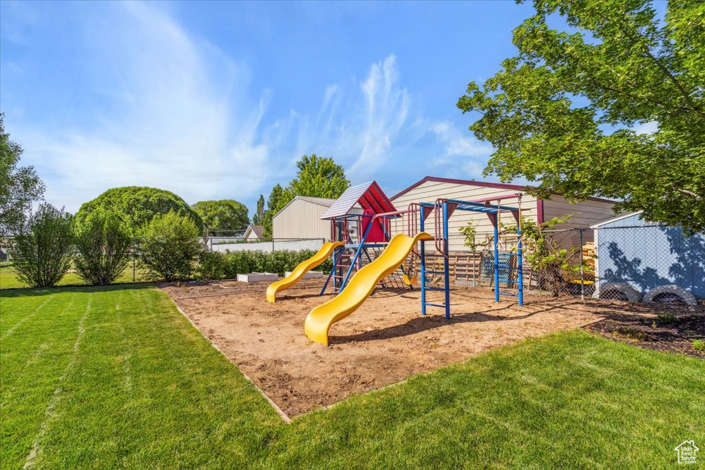 2843 N 4150 W Plain City, UT 84404