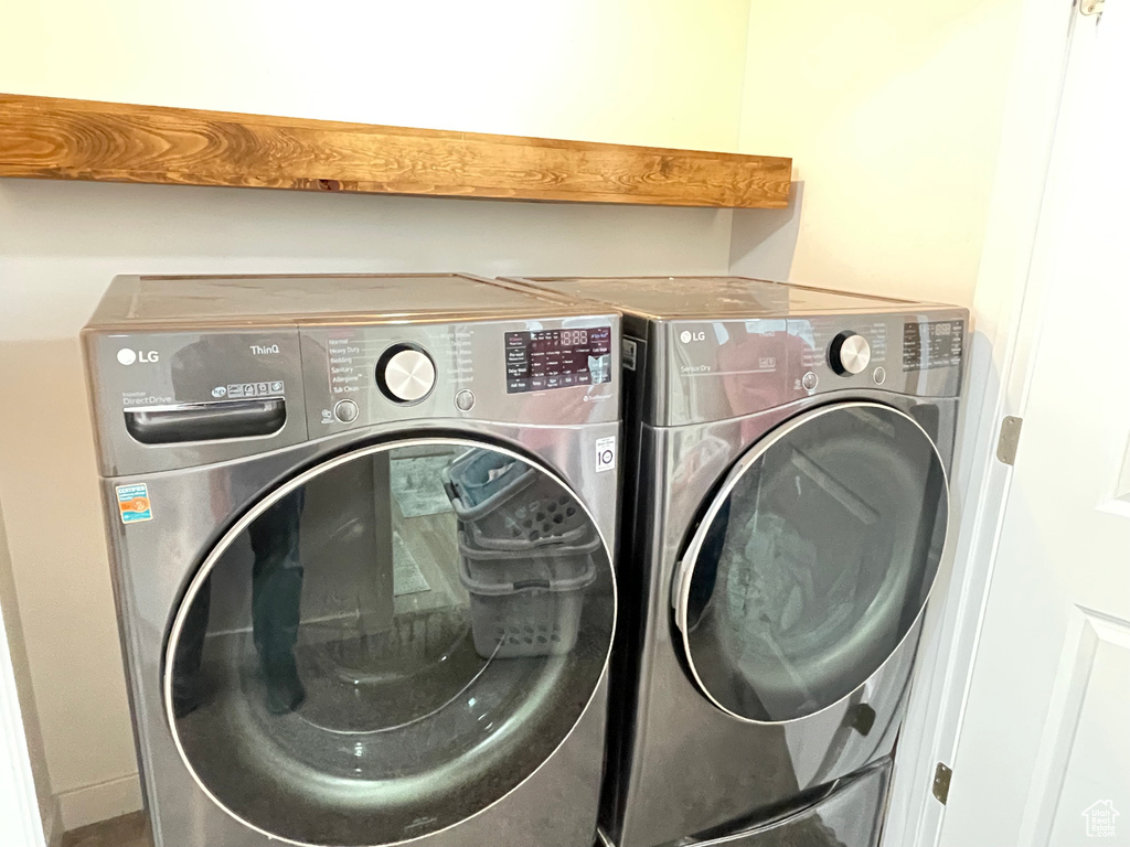 Washroom with separate washer and dryer