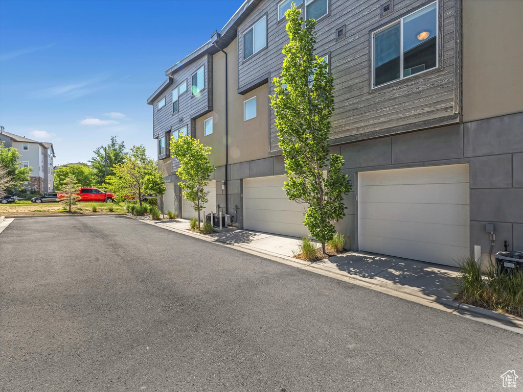 View of road with curbs