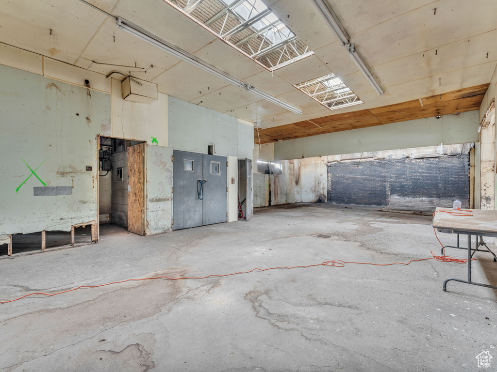 Miscellaneous room featuring concrete flooring