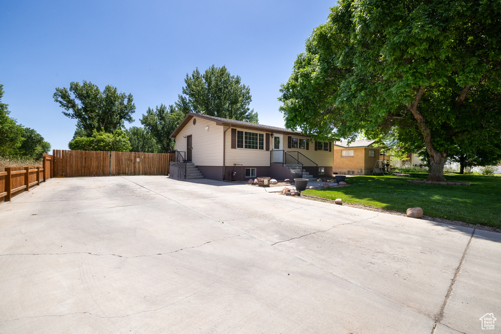 View of ranch-style house