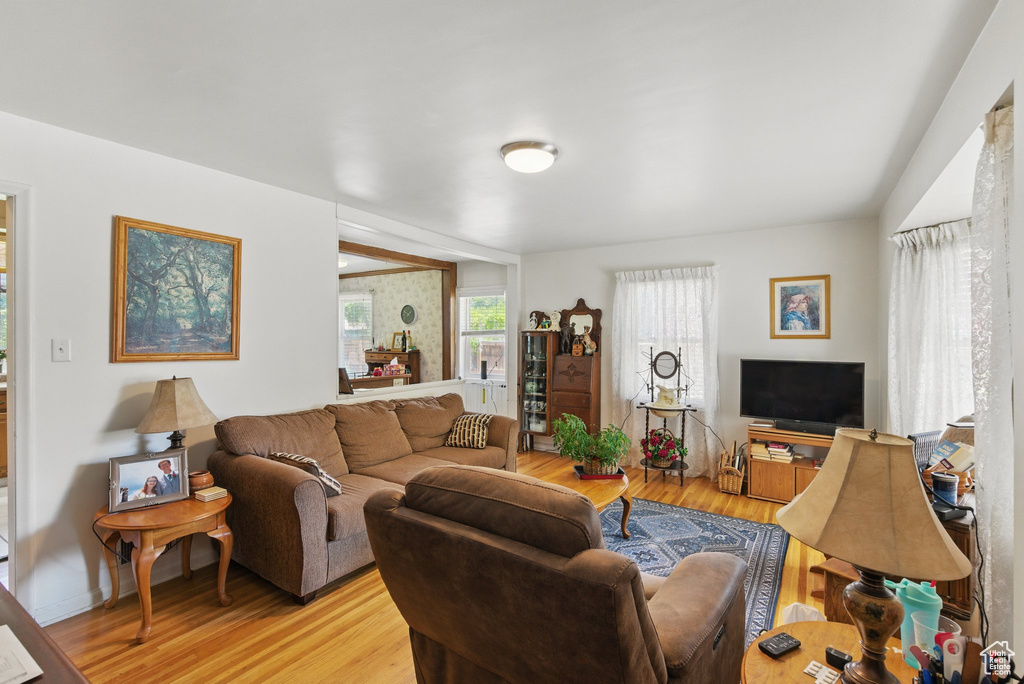 Living area featuring light wood-type flooring