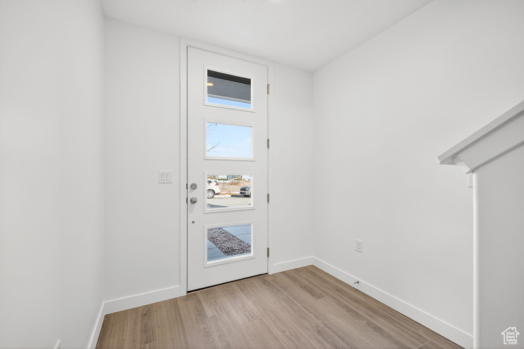 Photo 3 for MLS #2088806 at 6803 W Pine Trail Ln #305