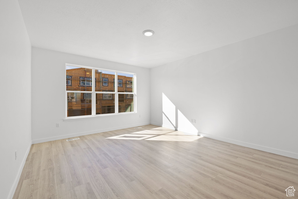 Photo 9 for MLS #2088811 at 6809 W Pine Trail Ln #303
