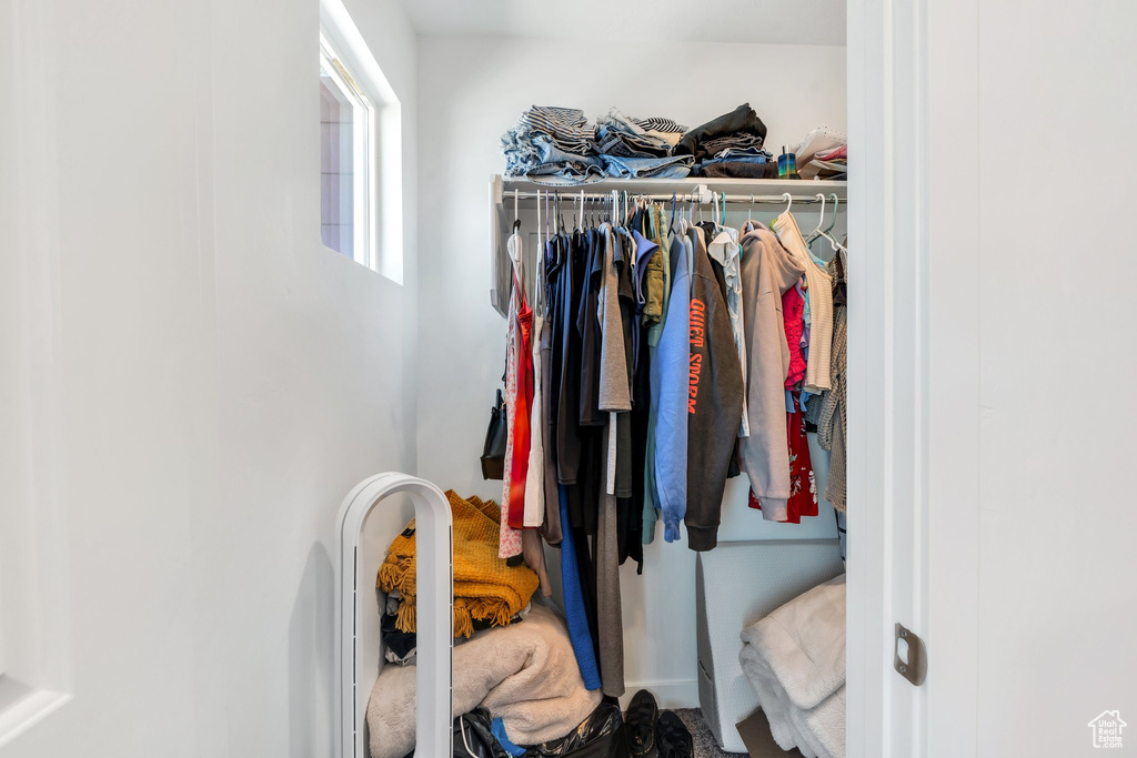 View of walk in closet