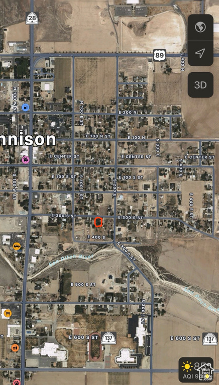 Aerial map of property and surrounding area