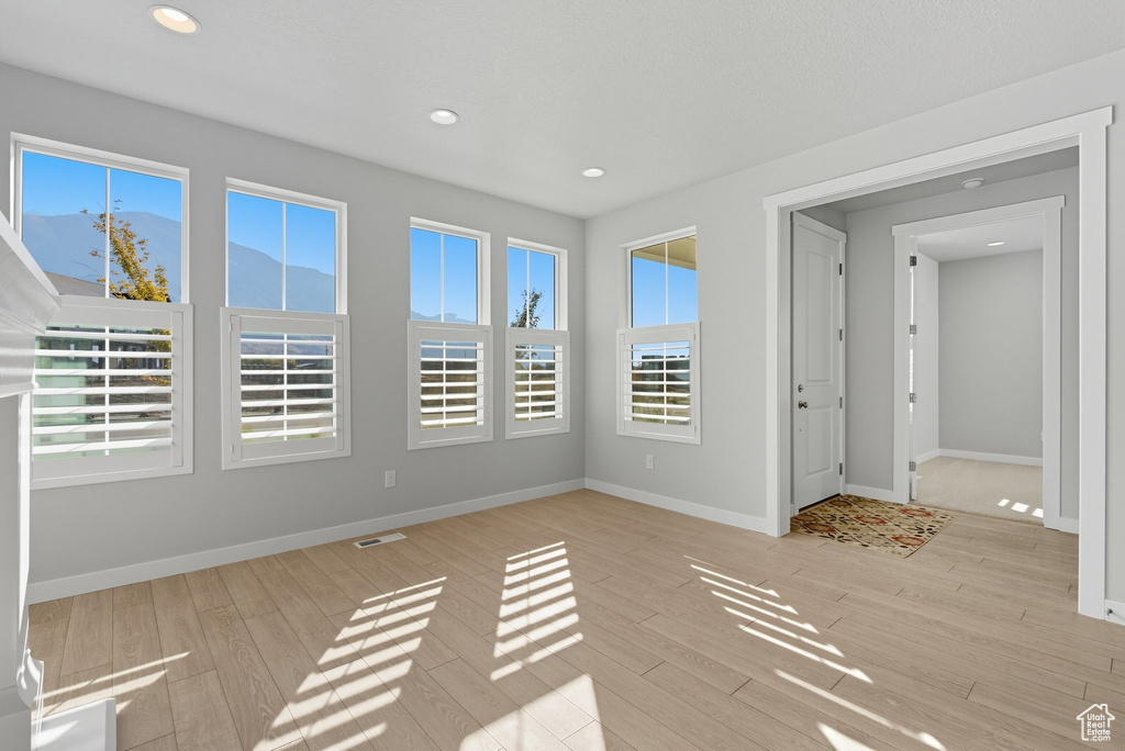 9857 N FEATHERSTONE DR Highland, UT 84003