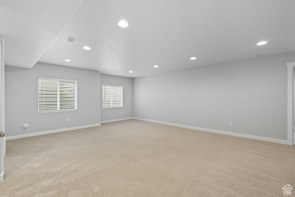 9857 N FEATHERSTONE DR Highland, UT 84003