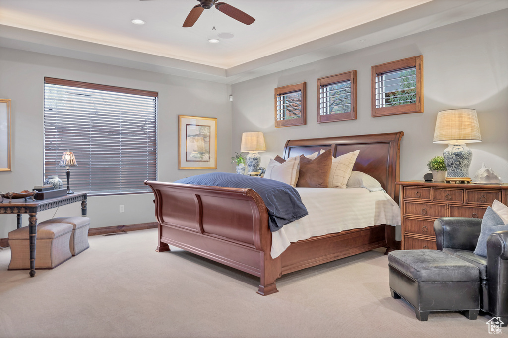 Bedroom with ceiling fan, recessed lighting, light carpet, visible vents, and baseboards
