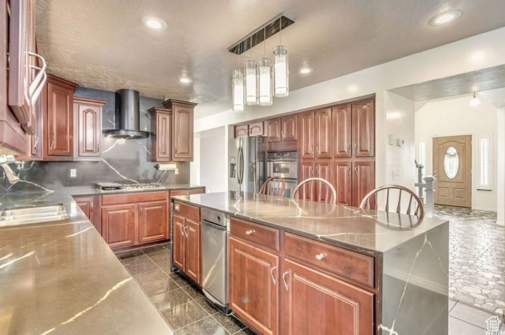 1231 E TIERNEY CIR Sandy, UT 84094