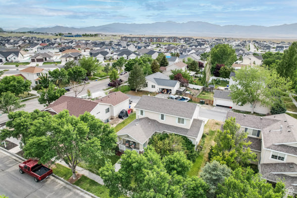 Aerial perspective of suburban area with mountains