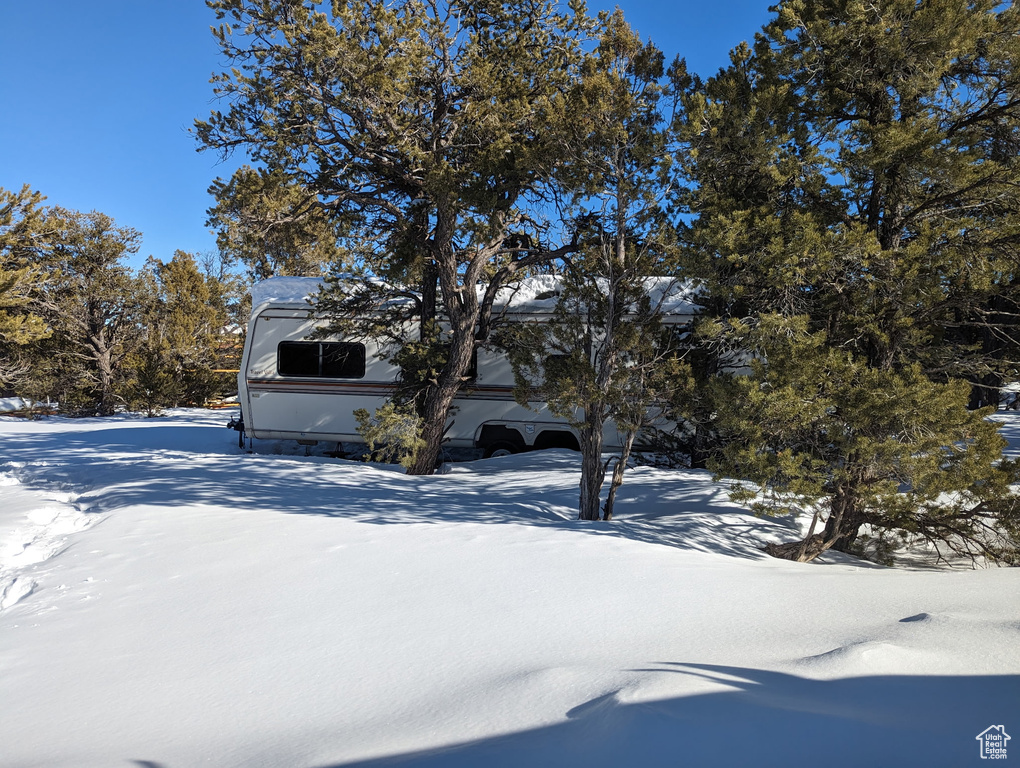 View of obstructed view of property