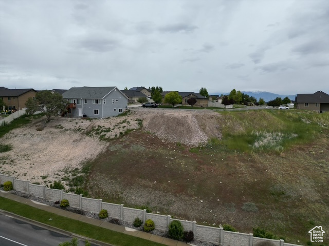 View of yard with a residential view