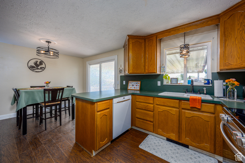 1878 S 3300 W Syracuse, UT 84075