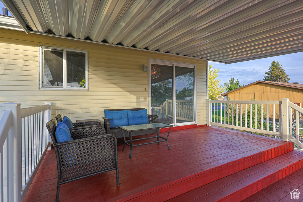 1878 S 3300 W Syracuse, UT 84075