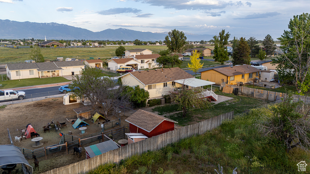 1878 S 3300 W Syracuse, UT 84075