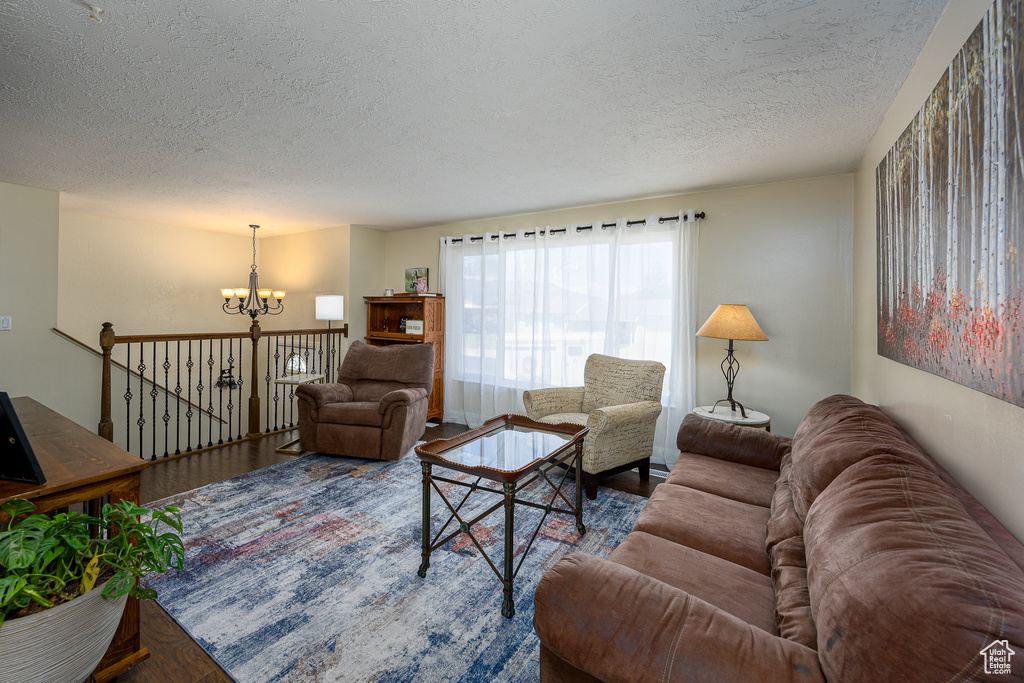 1878 S 3300 W Syracuse, UT 84075