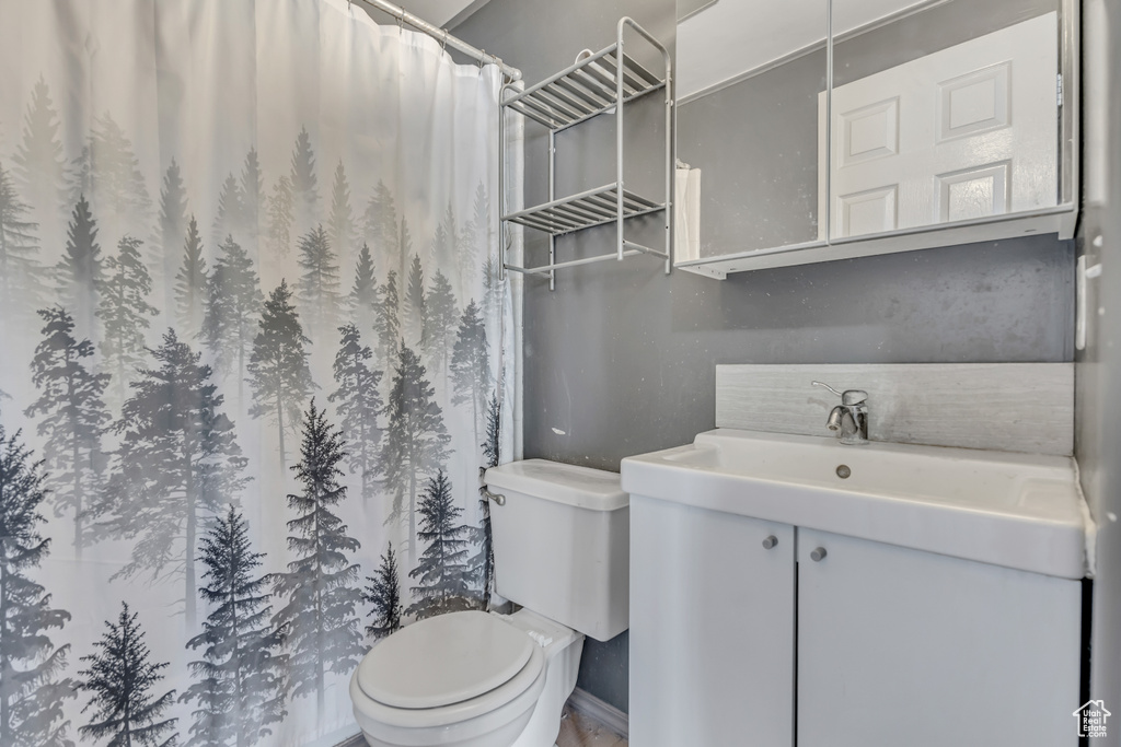 1236 E VIOLET DR Sandy, UT 84094