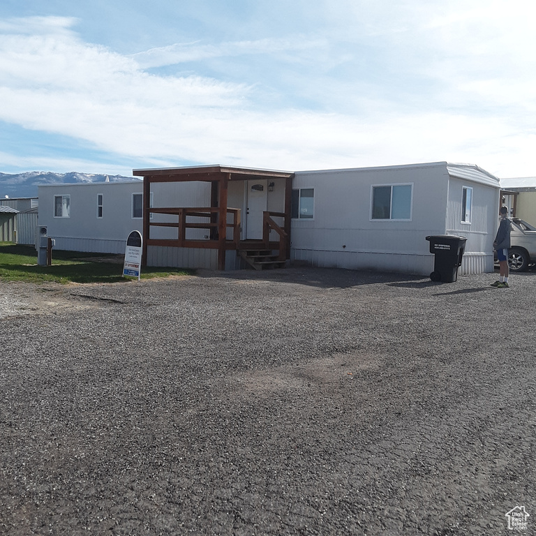 View of manufactured / mobile home