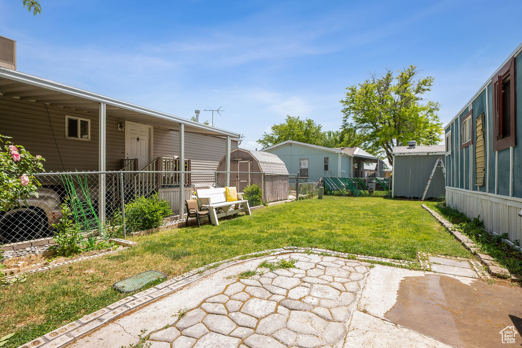 View of yard featuring a patio
