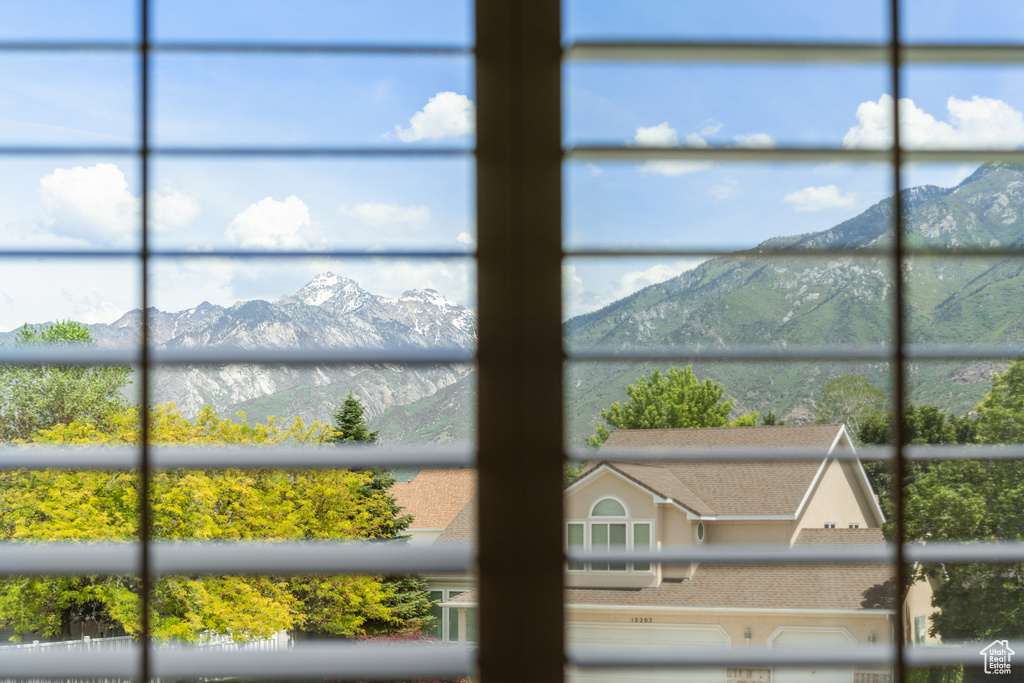 Detailed view of a mountain backdrop