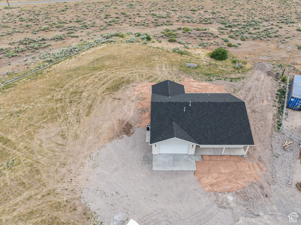 Overview of rural landscape featuring a desert landscape