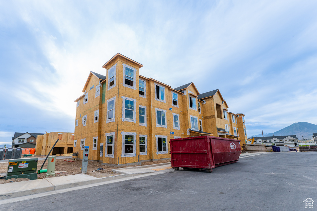 4688 S 710 W #J201 Mapleton, UT 84664