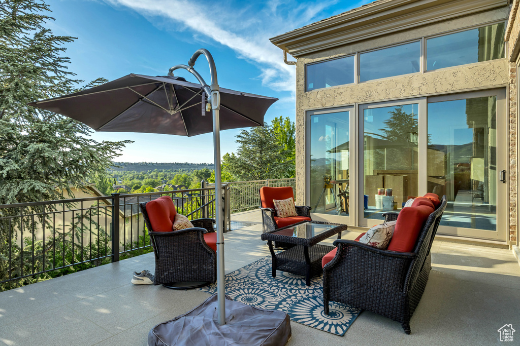 View of patio / terrace with an outdoor living space