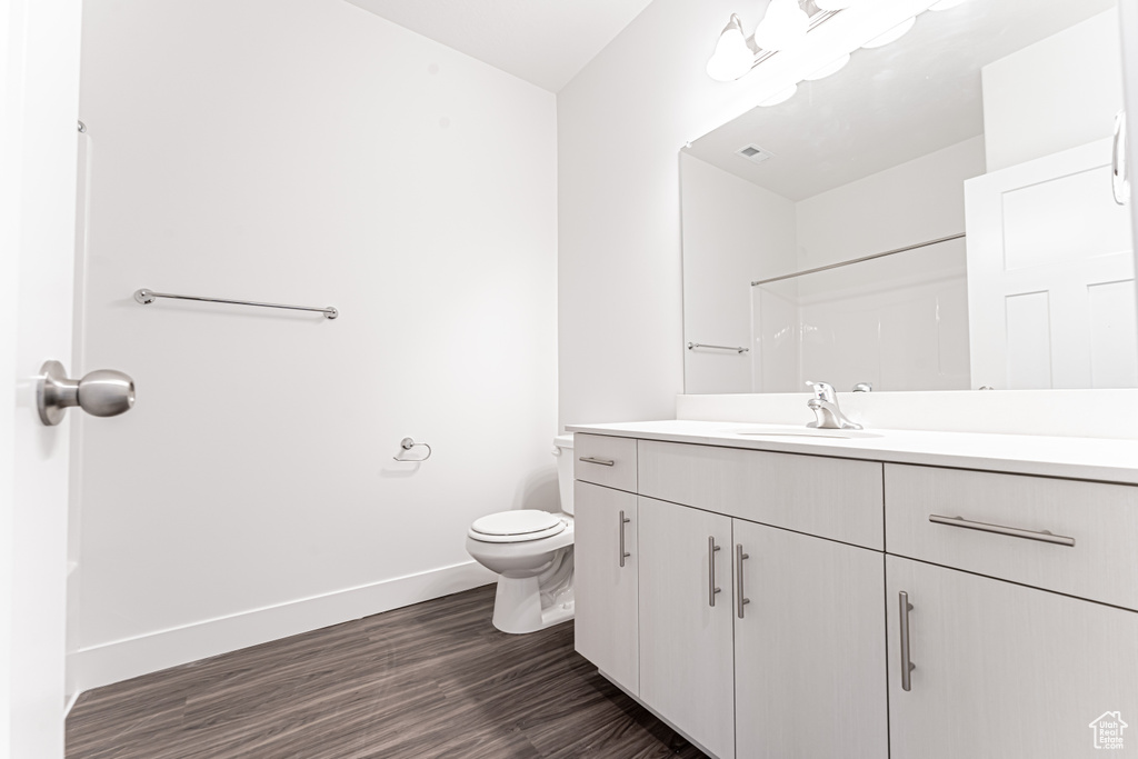 Photo 10 for MLS #2089083 at 4688 S 710 West #J303