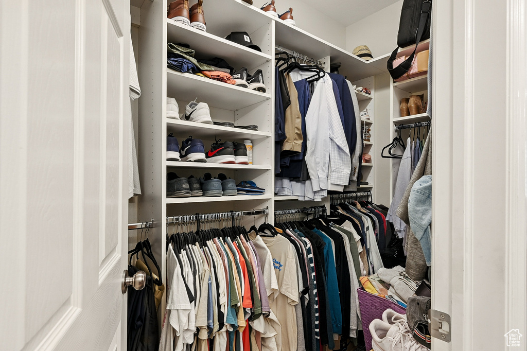 View of walk in closet