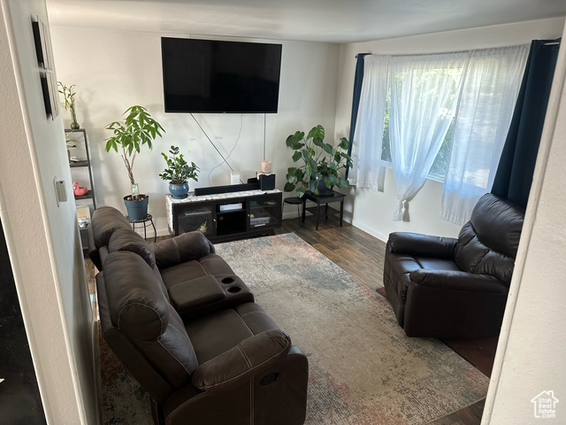 4389 S 3760 W West Valley City, UT 84120