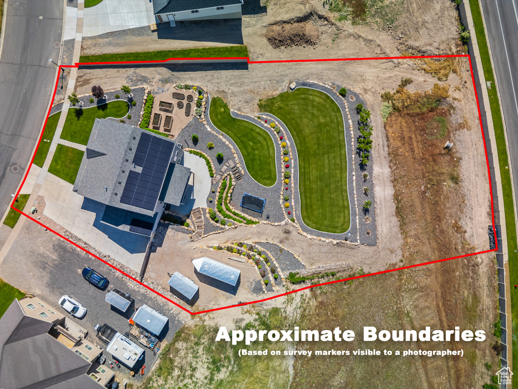 Aerial overview of property\\\\\\\\\\\\\\\'s location with property parcel outlined