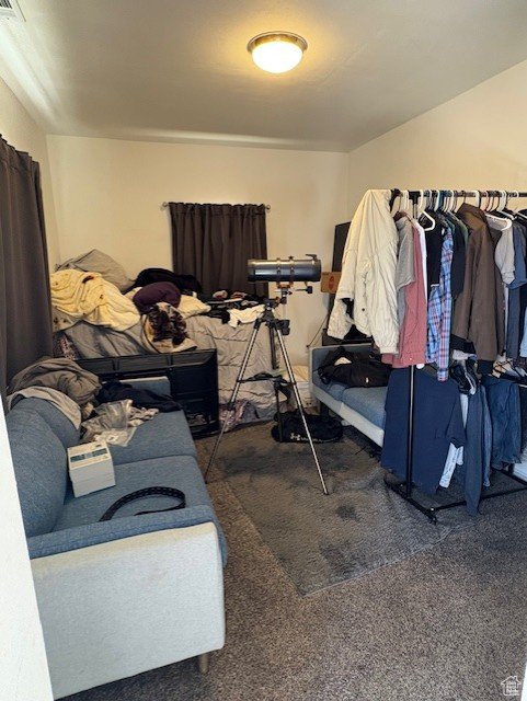 Exercise room with carpet