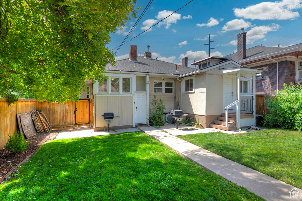 Photo 4 for MLS #2089182 at 807 S 500 East
