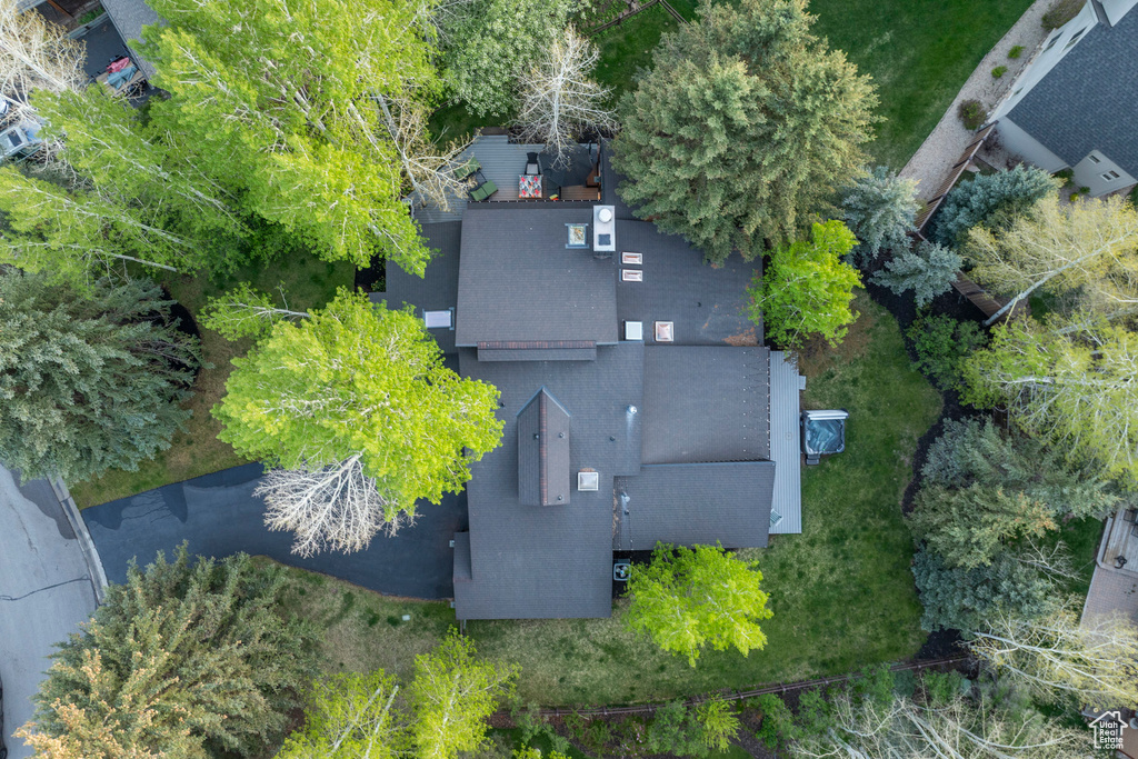 Aerial view of property and surrounding area