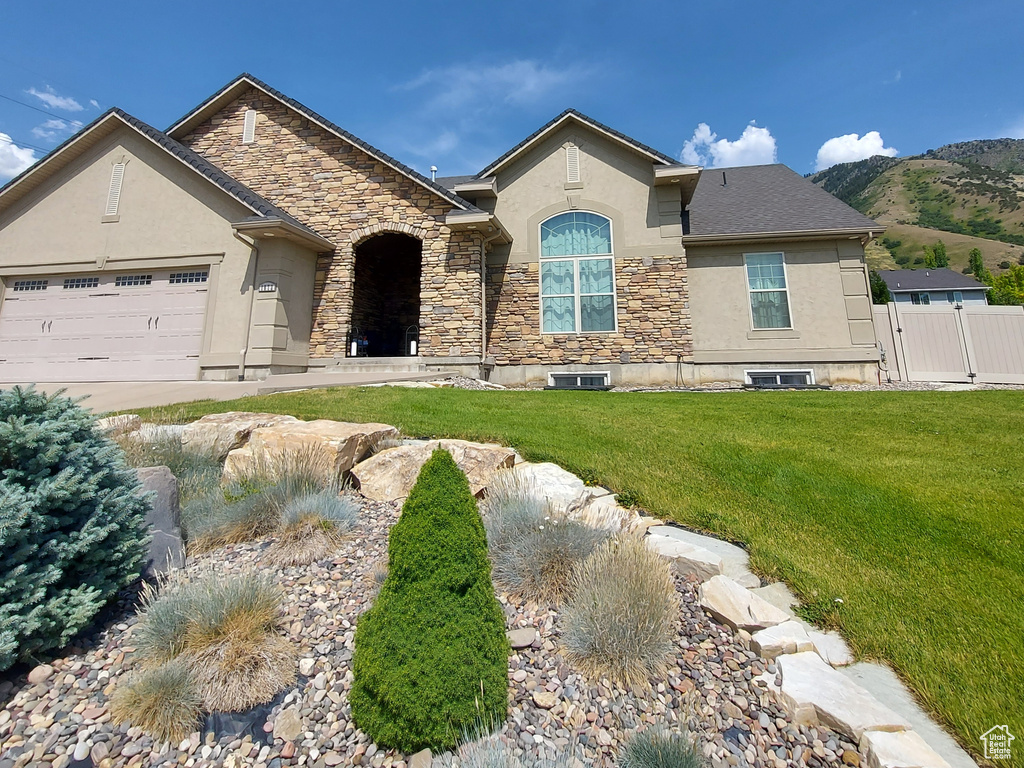 1872 N 1850 E North Logan, UT 84341