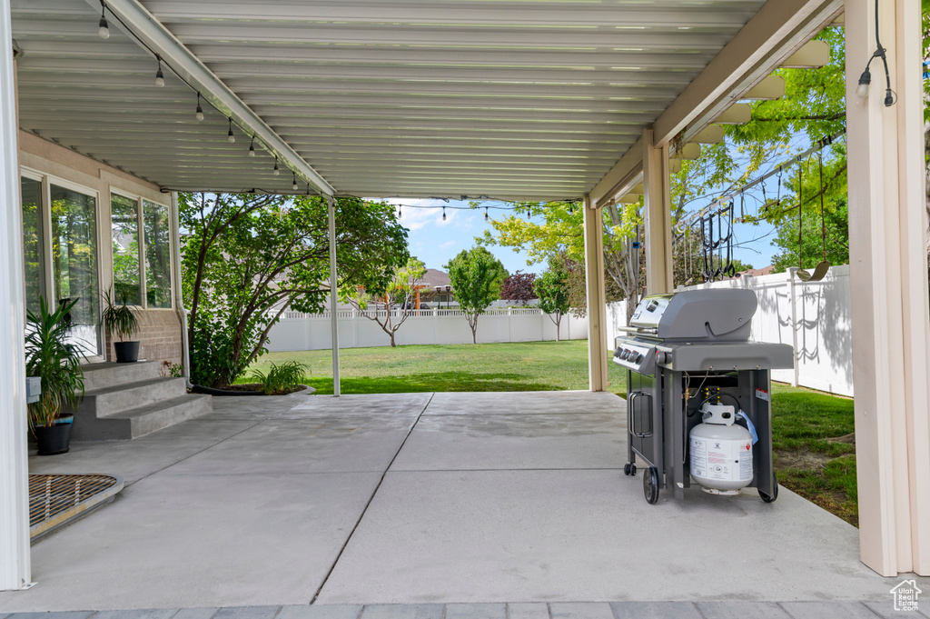 View of patio / terrace with grilling area