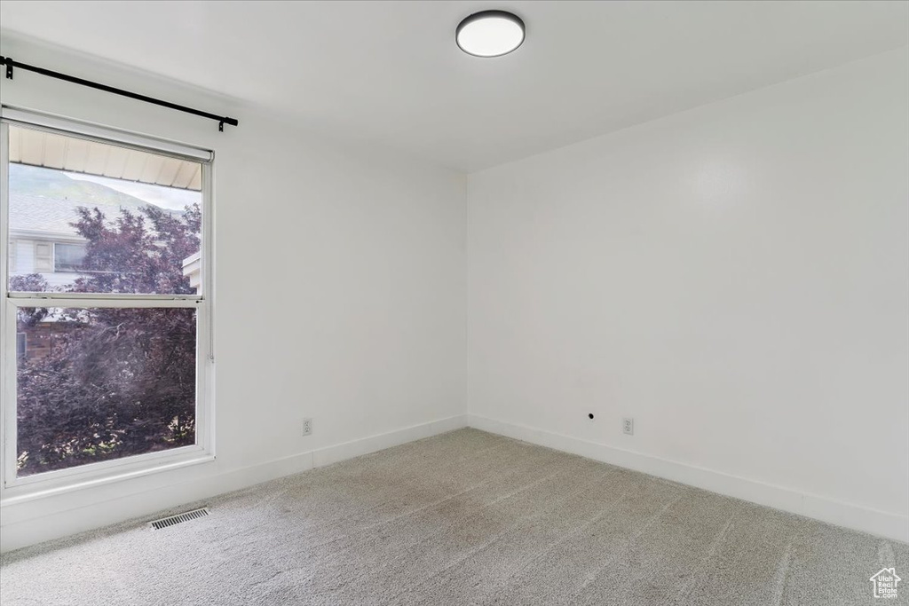 3951 S 875 E #25 Ogden, UT 84403