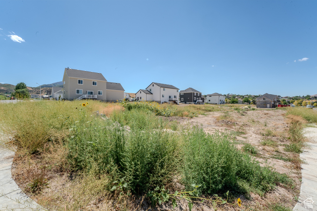 View of yard featuring a residential view
