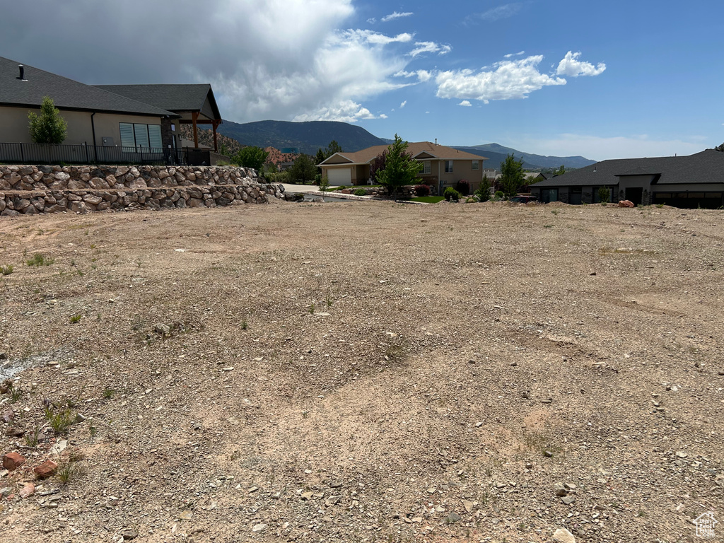 View of yard with a mountain view