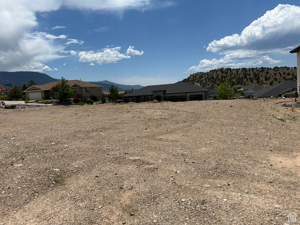View of yard with a mountain view