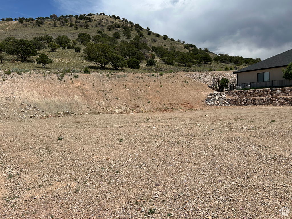 View of yard with a mountain view