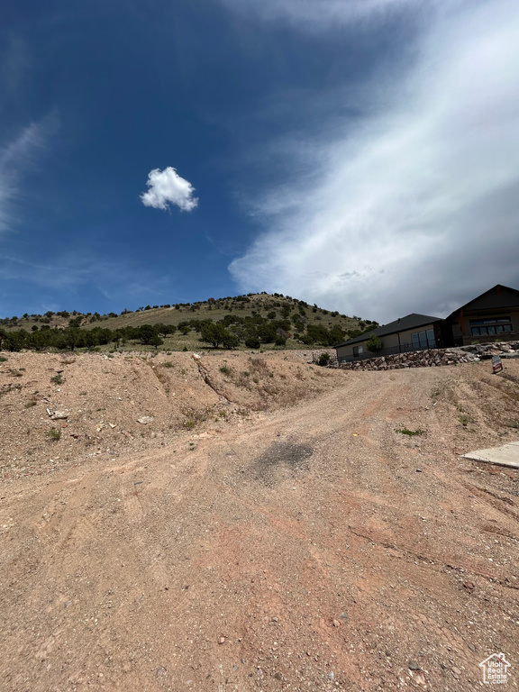 View of dirt / gravel road