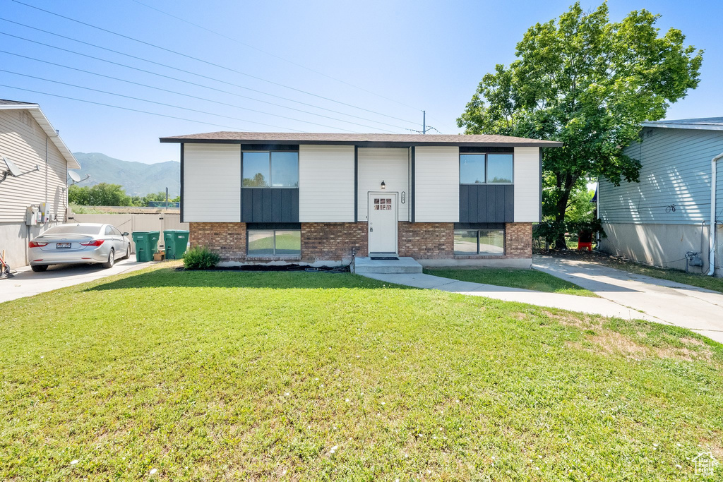 282 E 925 S Layton, UT 84041