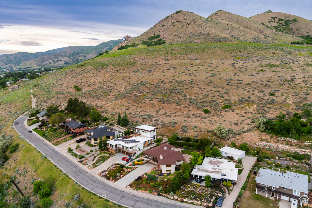 View of property location featuring a mountain backdrop